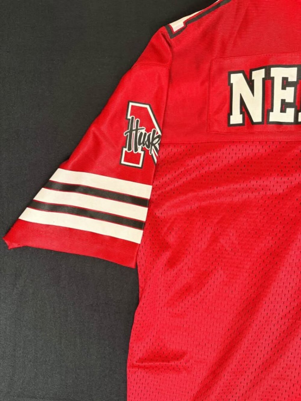 🌽 Nebraska Huskers Colosseum Football Jersey Shirt – Men’s L/XL – NEW - Picture 9 of 10